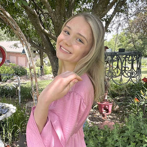 Meet your Posher, Isabelle